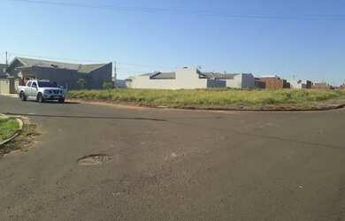 Imagem: O terreno possui 301m² de Área e está localizado em Jardim