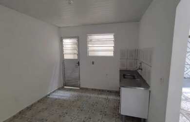 Imagem: A casa possui 2 Dormitórios, 1 Banheiro, 44m² de Área e está