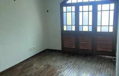 Imagem 6: Alugo casa em lagoa nova. Guarda roupa, 400m² de Área, 4 Vagas na garageme3...