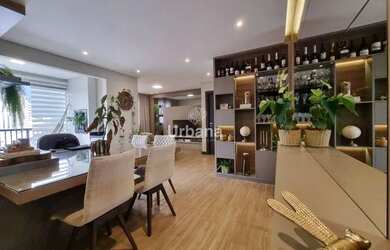 Imagem: O apartamento possui 1 Dormitório, 2 Banheiros, 1 Vaga na garagem