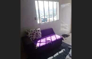 Imagem: A casa possui 3 Dormitórios e 1 Banheiro e está localizado