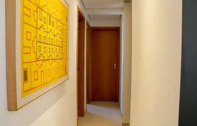 Imagem: O apartamento possui 3 Dormitórios, 3 Banheiros, 2 Vagas na