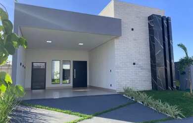 Imagem: A casa em condomínio possui 3 Dormitórios, 4 Banheiros, 2