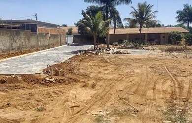 Imagem: A casa em condomínio possui 1 Dormitório, 1 Banheiro, 600m²