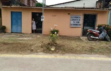 Imagem 1: TERRENO 10X60 COM TRÊS CASAS