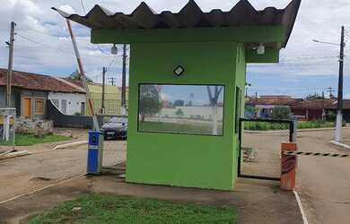 Imagem: A casa em condomínio possui 2 Dormitórios, 2 Banheiros, 2
