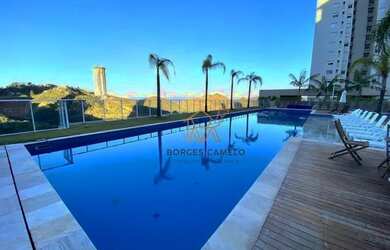 Imagem: O apartamento possui 4 Dormitórios, 3 Banheiros, 3 Vagas na