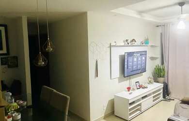 Imagem: O apartamento possui 2 Dormitórios, 1 Banheiro, 2 Vagas na