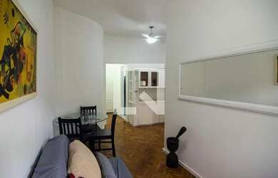 Imagem: O apartamento possui 1 Dormitório, 1 Banheiro e 38m² de Área