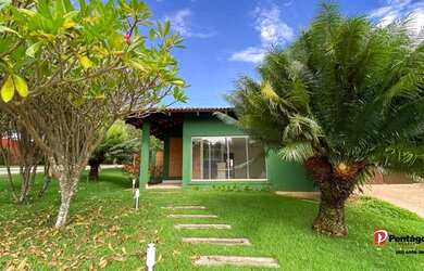 Imagem: A casa em condomínio possui 3 Dormitórios, 2 Banheiros, 4