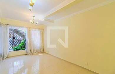 Imagem: A casa possui 2 Dormitórios, 1 Banheiro, 96-0m² de Área e