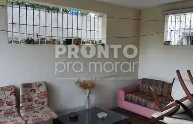 Imagem 4: Casa para venda possui com 3 quartos e 3 banheiros na Tamarineira - Recife...