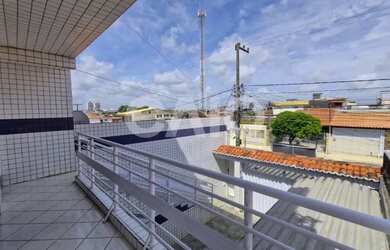 Imagem: O apartamento possui 3 Dormitórios, 1 Banheiro, 104m² de Área