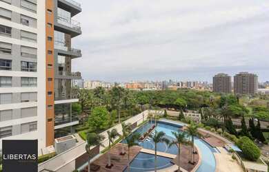 Imagem: O apartamento possui 3 Dormitórios, 5 Banheiros, 3 Vagas na