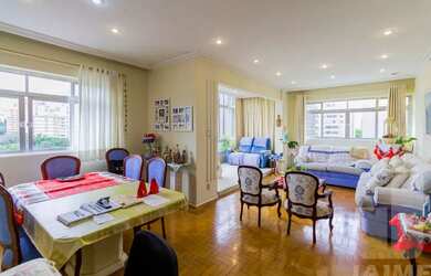 Imagem: O apartamento possui 3 Dormitórios, 1 Banheiro, 1 Vaga na garagem