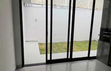 Imagem 9: Casa novinha a venda em Varginha