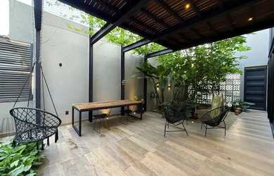 Imagem 8: Casa inteligente no estilo industrial localizada no Condomínio Green...