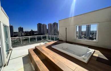 Imagem: O apartamento na cobertura possui 4 Dormitórios, 2 Banheiros