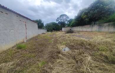 Imagem: O terreno possui 1.500m² de Área e está localizado em Estâncias