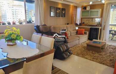 Imagem: O apartamento possui 4 Dormitórios, 3 Banheiros, 3 Vagas na