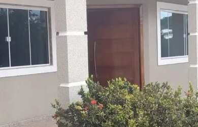 Imagem: A casa em condomínio possui 3 Dormitórios, 2 Banheiros, 2