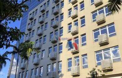 Imagem: O depósito possui 1 Vaga na garagem e 100m² de Área e está