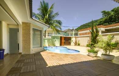 Imagem 3: Mansão com 540m² toda com planejados no Recreio