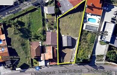 Imagem: O terreno possui 1.055m² de Área e está localizado em Campo