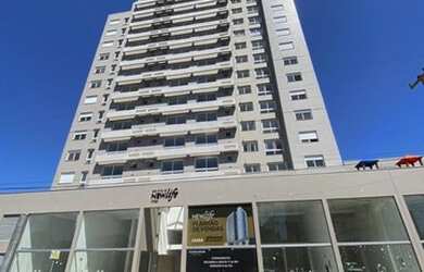 Imagem: O apartamento possui 1 Dormitório, 1 Banheiro, 1 Vaga na garagem