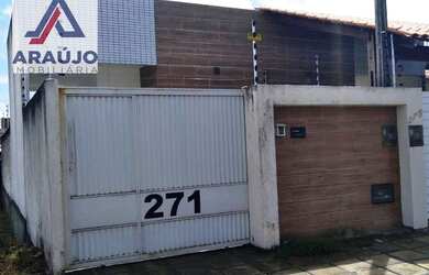 Imagem: A casa possui 2 Dormitórios, 1 Banheiro, 1 Vaga na garagem