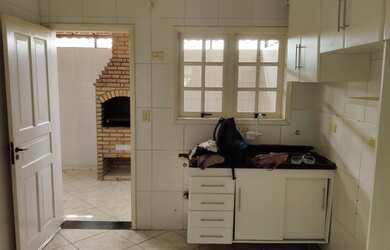 Imagem 6: Casa de condomínio quot Portaria 24 hs quot