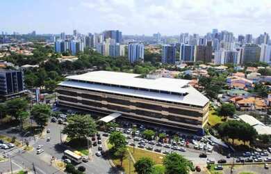 Imagem 2: Loja no Shopping Itaigara