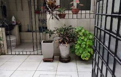 Imagem 2: VENDO BONITA CASA NO UTINGA