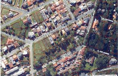 Imagem: O terreno possui 420m² de Área e está localizado em Mossunguê