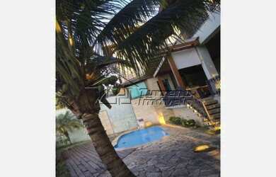 Imagem 14: Belíssima casa Alto Padrão com piscina e ofurô em condomínio no Urbanova