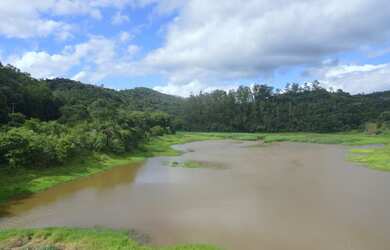 Imagem 2: Terreno de 1.000m² com uma entrada que cabe no seu bolso