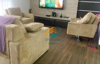 Imagem: O apartamento possui 3 Dormitórios, 2 Banheiros, 2 Vagas na