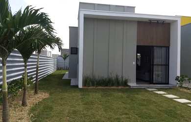 Imagem: A casa em condomínio possui 2 Dormitórios, 1 Banheiro, 2 Vagas