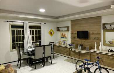 Imagem: O apartamento para alugar possui 3 Dormitórios, 2 Banheiros