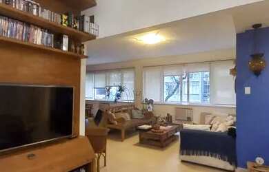 Imagem 9: Apartamento para aluguel e venda possui 215 metros quadrados com 4 quartos