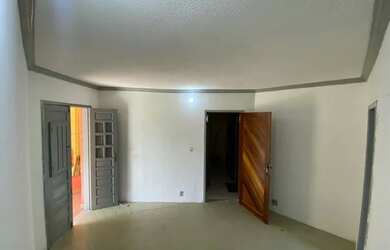 Imagem: O apartamento possui 2 Dormitórios, 1 Banheiro e está localizado