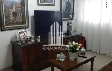 Imagem 5: Casa espaçosa com 3 quartos e 3 vagas na Rua Santo Antônio da Platina