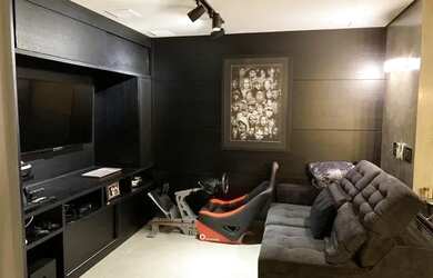 Imagem: O apartamento possui 1 Dormitório, 2 Banheiros, 2 Vagas na