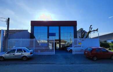 Imagem: O depósito possui 1 Vaga na garagem e 35m² de Área e está