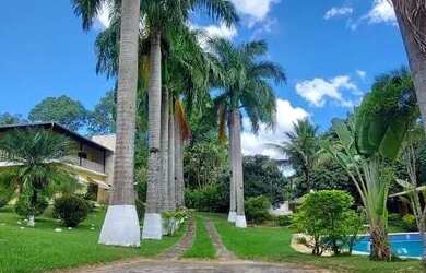 Imagem: A casa possui 3 Dormitórios, 5 Banheiros, 5 Vagas na garagem