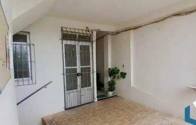 Imagem: A casa possui 2 Dormitórios, 1 Banheiro, 50m² de Área e