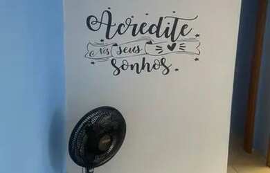 Imagem: O apartamento possui 1 Dormitório, 1 Banheiro, 1 Vaga na garagem