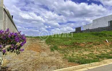 Imagem: O terreno possui 364m² de Área e está localizado em Bairro