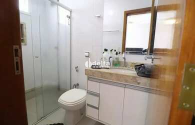 Imagem 12: Cobertura disponível para locação no bairro Copacabana em Uberlândia-MG