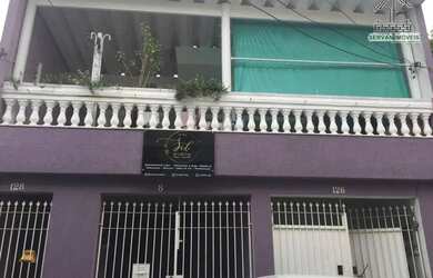 Imagem: A casa possui 3 Dormitórios, 2 Banheiros, 176m² de Área e